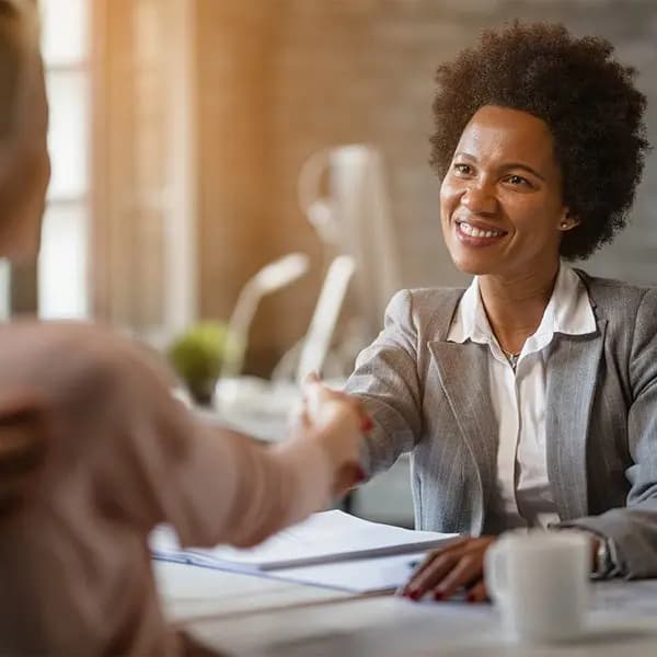 A one consultant is having discussion